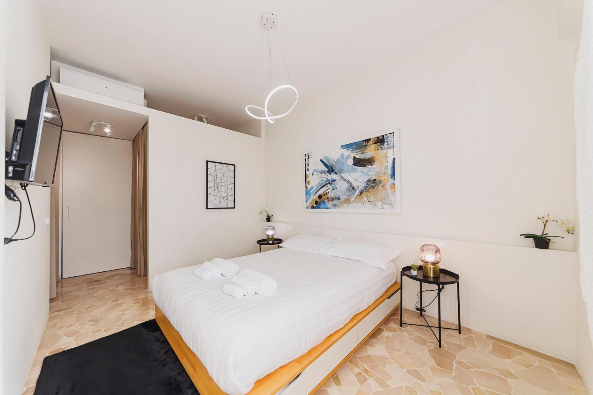 Luminoso Apt In Porta Venezia Milano Dış mekan fotoğraf